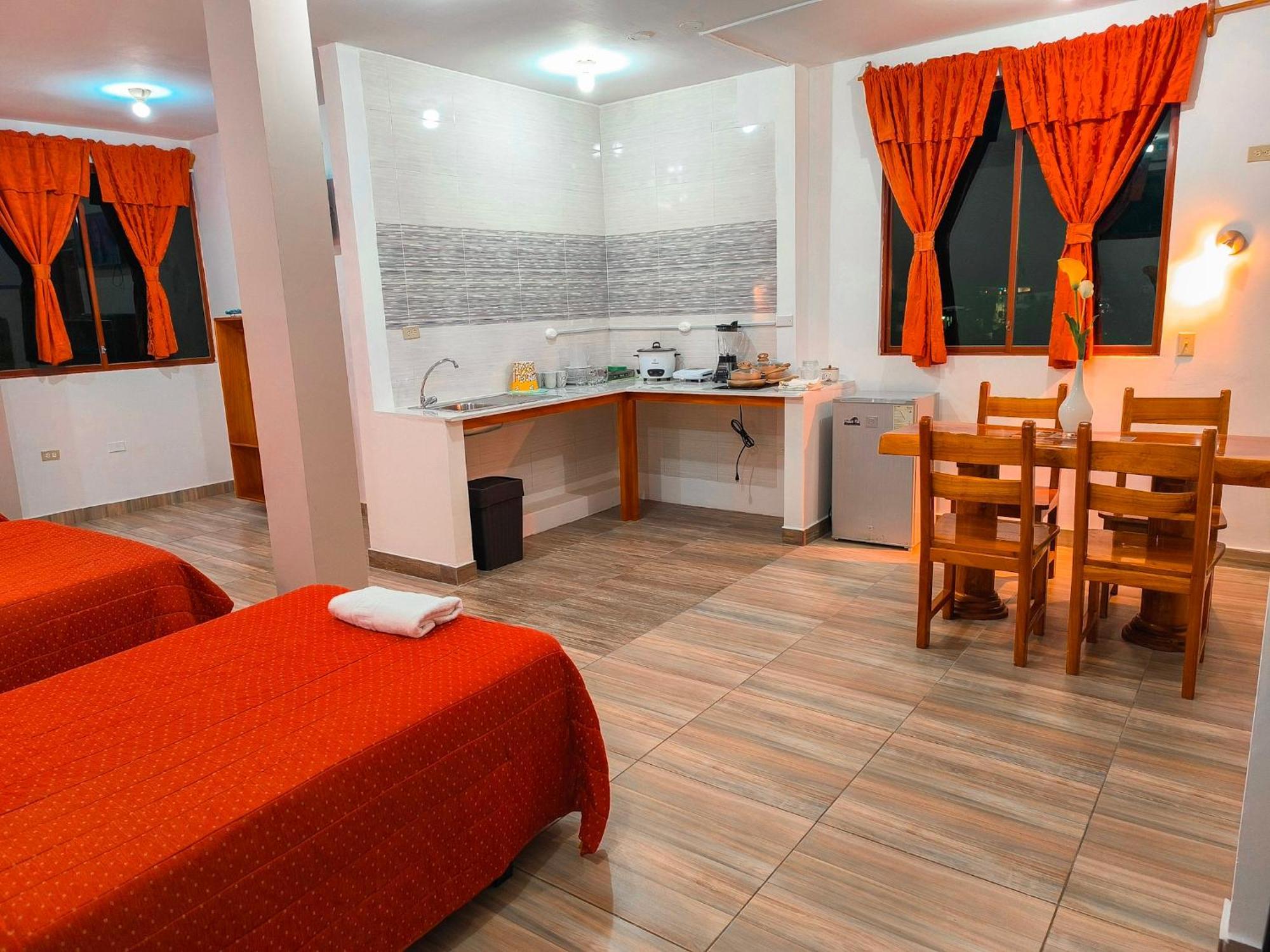 Suites En El Centro 푸에르토아요라 외부 사진